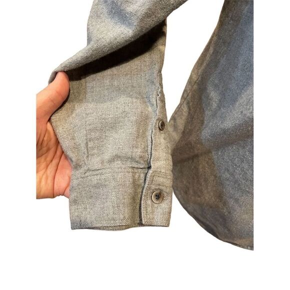 Treasure Bond Ladies Boyfriend M Gray Chambray Button-Up  Long Sleeve Casual - Picture 4 of 10